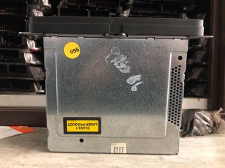 bontott VW PASSAT B6 Rádió / CD