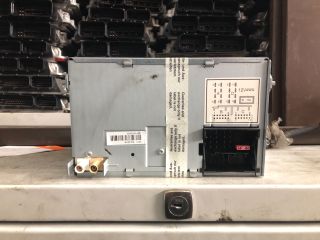 bontott VW PASSAT B6 Rádió / CD