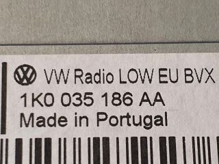 bontott VW PASSAT B6 Rádió / CD