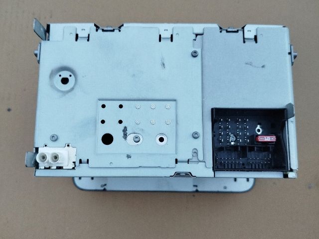 bontott VW PASSAT B6 Rádió / CD