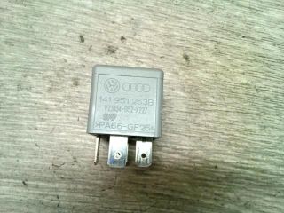 bontott VW PASSAT B6 Relé