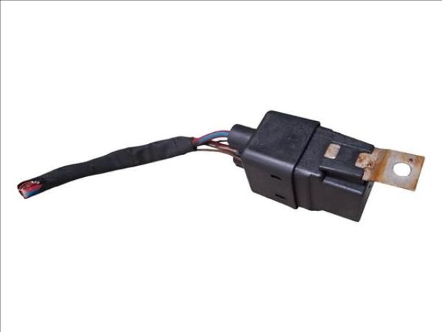 bontott VW PASSAT B6 Relé