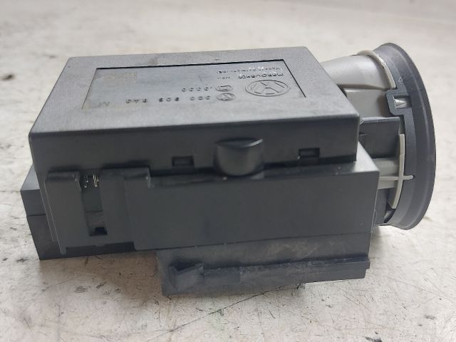 bontott VW PASSAT B6 Start / Stop Indító Gomb