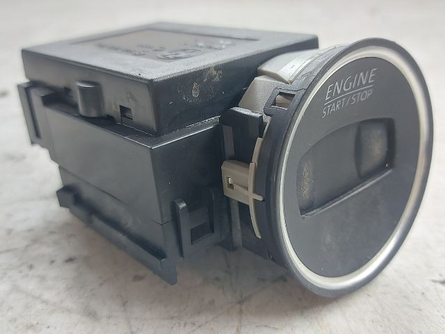 bontott VW PASSAT B6 Start / Stop Indító Gomb