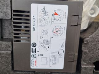 bontott VW PASSAT B6 Szerszámkészlet