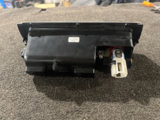 bontott VW PASSAT B6 Szivargyújtó Aljzat