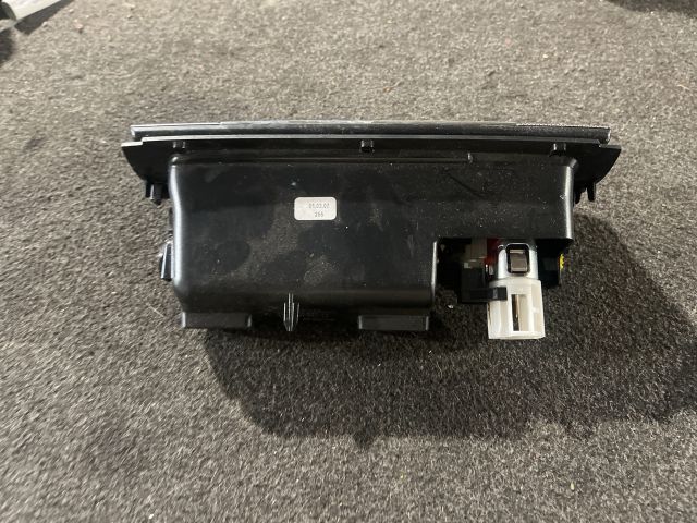 bontott VW PASSAT B6 Szivargyújtó Aljzat