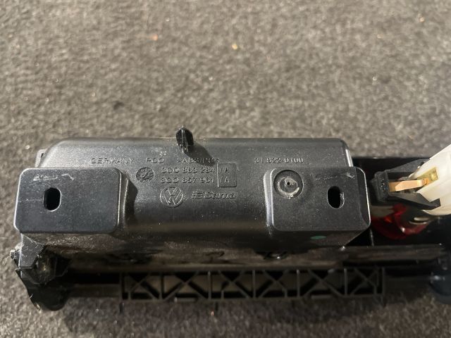 bontott VW PASSAT B6 Szivargyújtó Aljzat