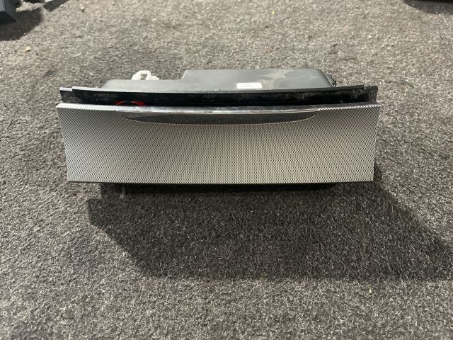 bontott VW PASSAT B6 Szivargyújtó Aljzat