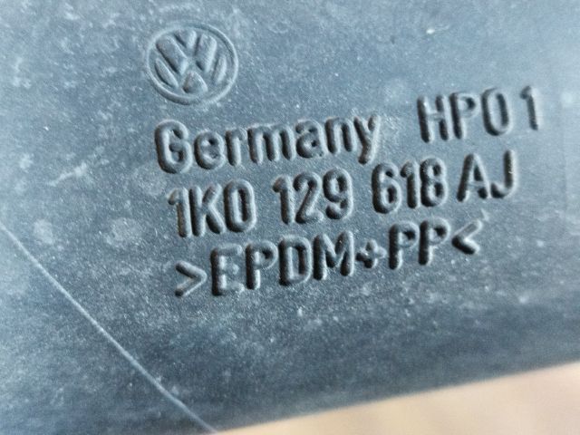 bontott VW PASSAT B6 Szívás Zaj Csökkentő Doboz