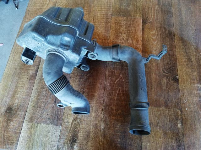 bontott VW PASSAT B6 Szívás Zaj Csökkentő Doboz