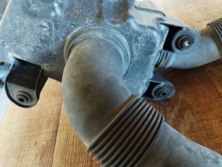 bontott VW PASSAT B6 Szívás Zaj Csökkentő Doboz