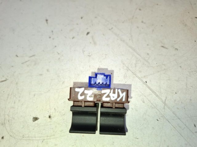 bontott VW PASSAT B6 Tankajtó Nyitó Kar / Gomb