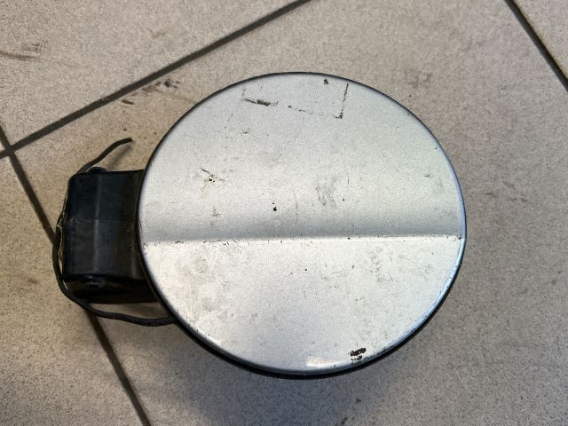 bontott VW PASSAT B6 Tankajtó