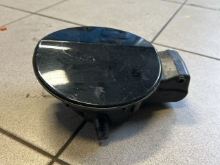 bontott VW PASSAT B6 Tankajtó