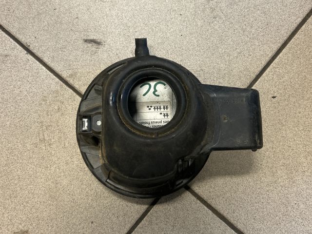 bontott VW PASSAT B6 Tankajtó