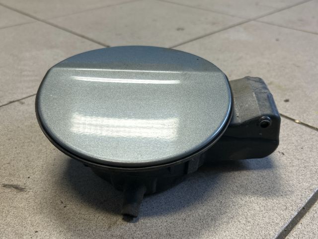 bontott VW PASSAT B6 Tankajtó