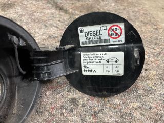 bontott VW PASSAT B6 Tankajtó