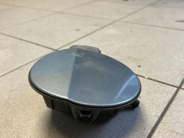 bontott VW PASSAT B6 Tankajtó