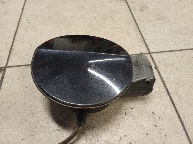 bontott VW PASSAT B6 Tankajtó