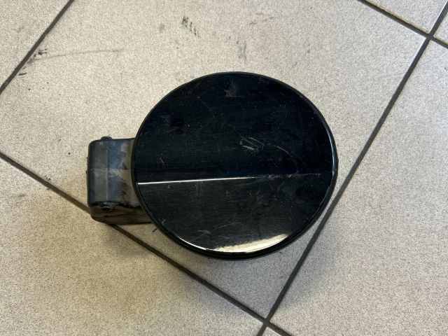 bontott VW PASSAT B6 Tankajtó