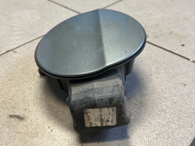 bontott VW PASSAT B6 Tankajtó