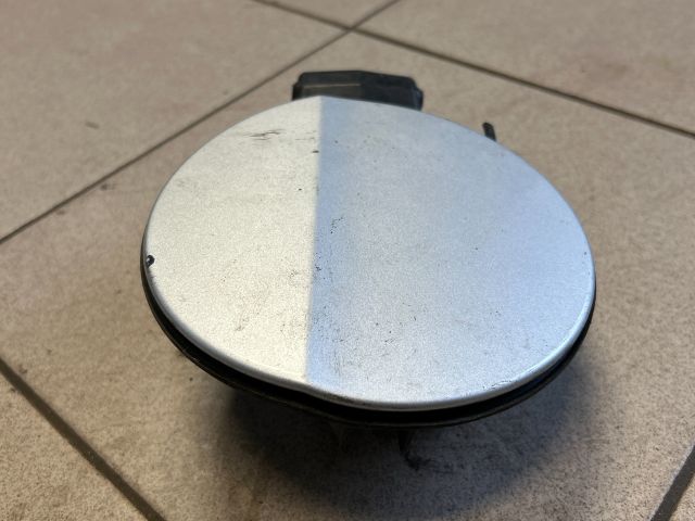 bontott VW PASSAT B6 Tankajtó