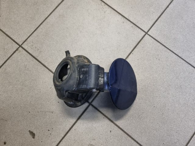 bontott VW PASSAT B6 Tankajtó