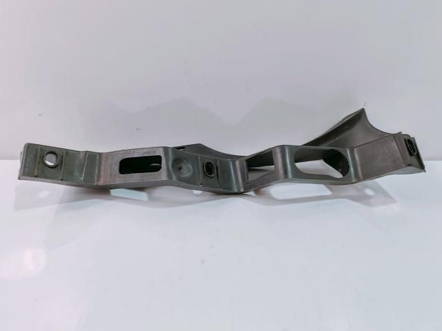 bontott VW PASSAT B6 Tartó Bak