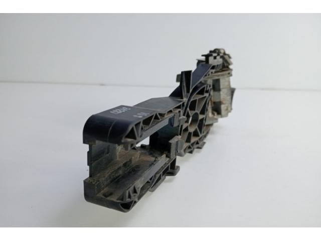 bontott VW PASSAT B6 Tartó Bak