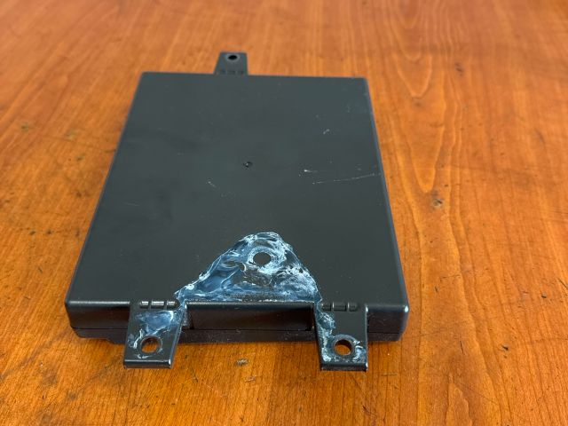 bontott VW PASSAT B6 Telefon Elektronika