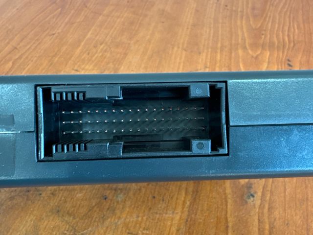 bontott VW PASSAT B6 Telefon Elektronika