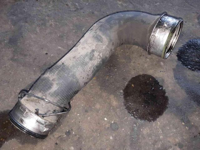 bontott VW PASSAT B6 Turbócső