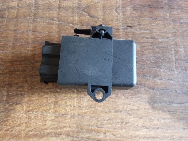 bontott VW PASSAT B6 Ülésfűtés Vezérlő