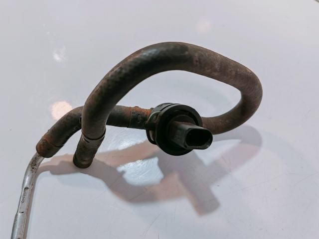 bontott VW PASSAT B6 Üzemanyagcső