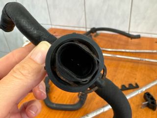 bontott VW PASSAT B6 Üzemanyagcső