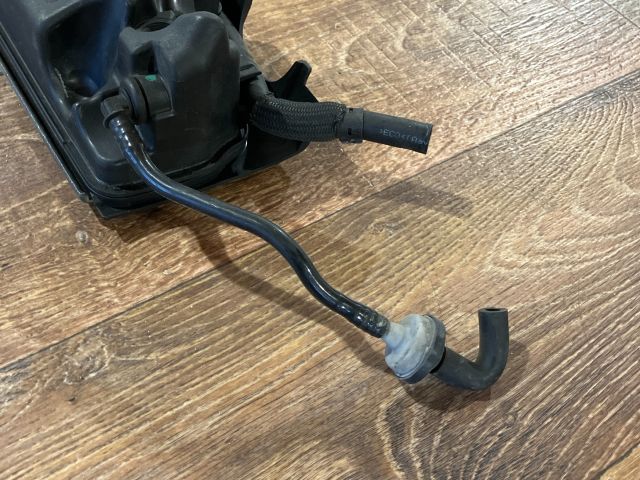 bontott VW PASSAT B6 Vákum Tartály