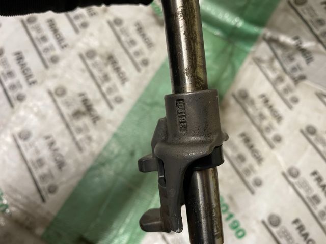 bontott VW PASSAT B6 Váltó Kapcsoló Villa