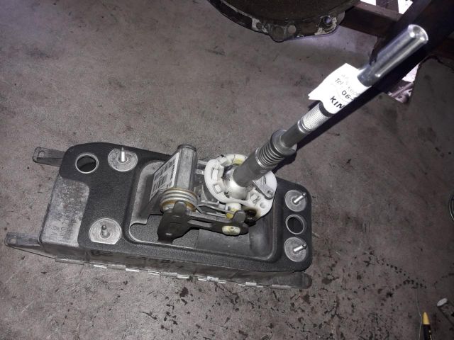 bontott VW PASSAT B6 Váltó Kulissza