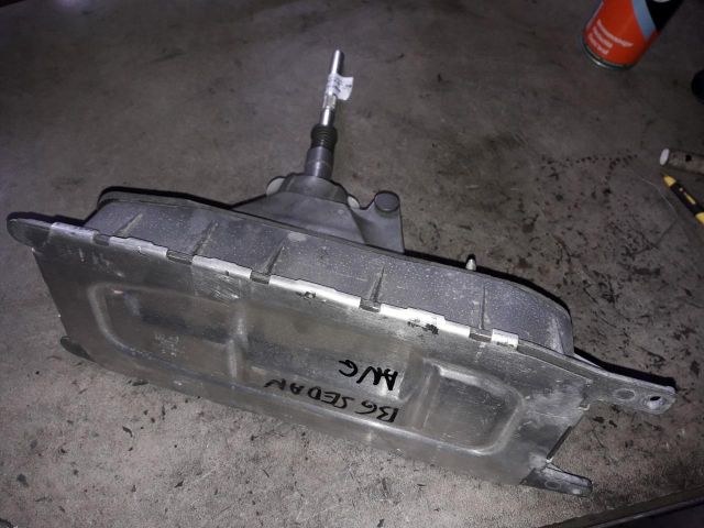 bontott VW PASSAT B6 Váltó Kulissza