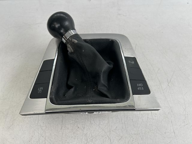 bontott VW PASSAT B6 Váltógomb