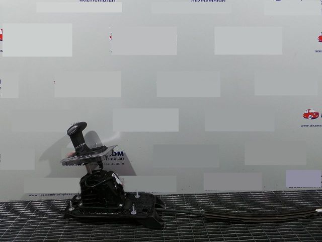 bontott VW PASSAT B6 Váltógomb