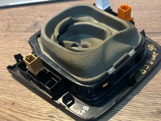 bontott VW PASSAT B6 Váltókar Keret