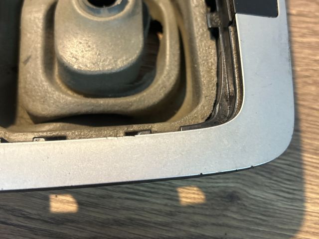 bontott VW PASSAT B6 Váltókar Keret