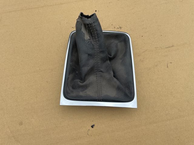 bontott VW PASSAT B6 Váltókar Keret