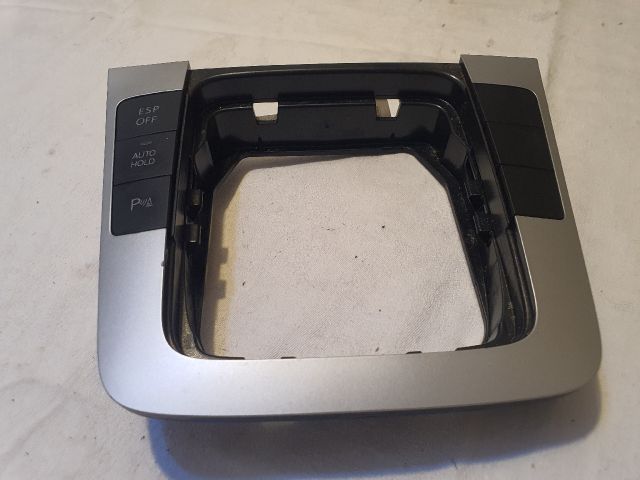 bontott VW PASSAT B6 Váltókar Keret