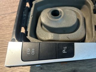 bontott VW PASSAT B6 Váltókar Keret