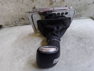 bontott VW PASSAT B6 Váltószoknya Rögzítő Keret