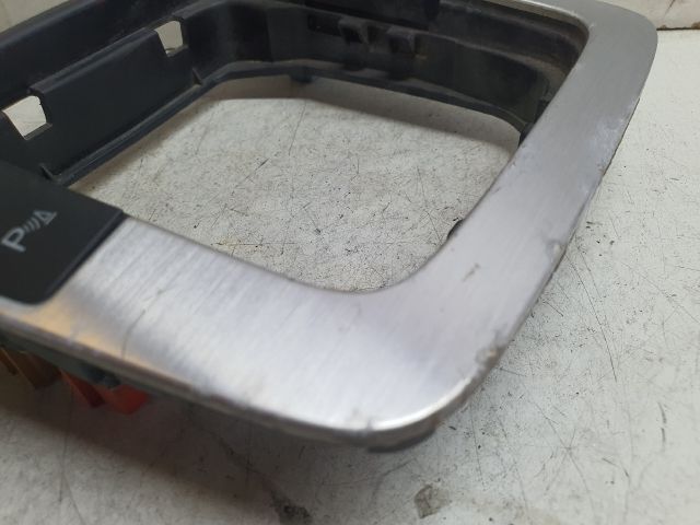 bontott VW PASSAT B6 Váltószoknya Rögzítő Keret