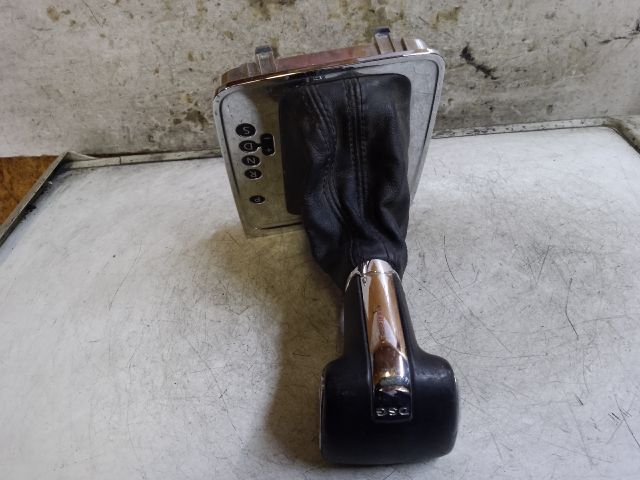 bontott VW PASSAT B6 Váltószoknya Rögzítő Keret